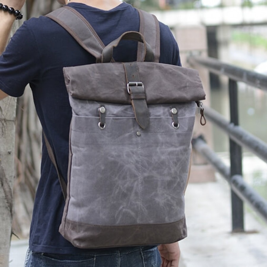 P8 Uniwersalny plecak - torba na ramię z grubej woskowanej bawełny i skóry. 4 kolory. Laptop 17" 